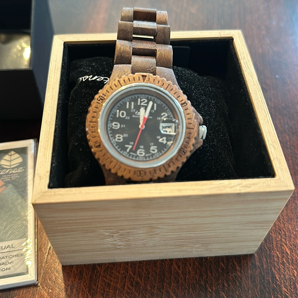 Tense wooden watch brand new